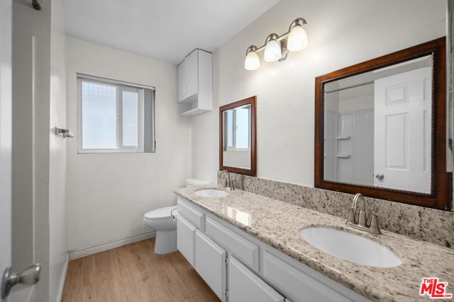 12334 Runnymede Street 5, Los Angeles, CA 91605