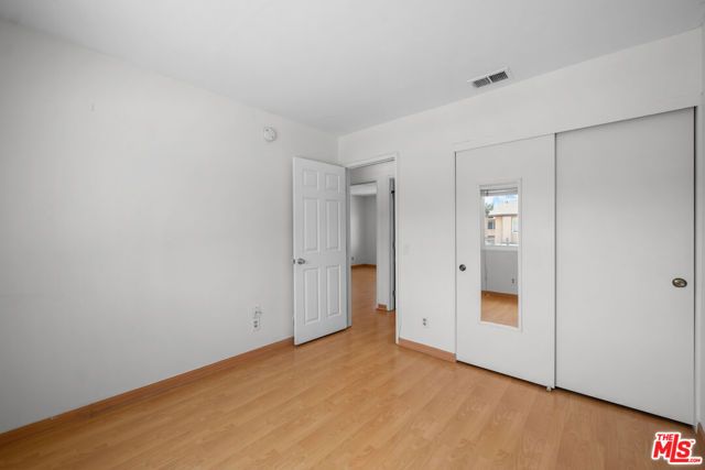 12334 Runnymede Street 5, Los Angeles, CA 91605