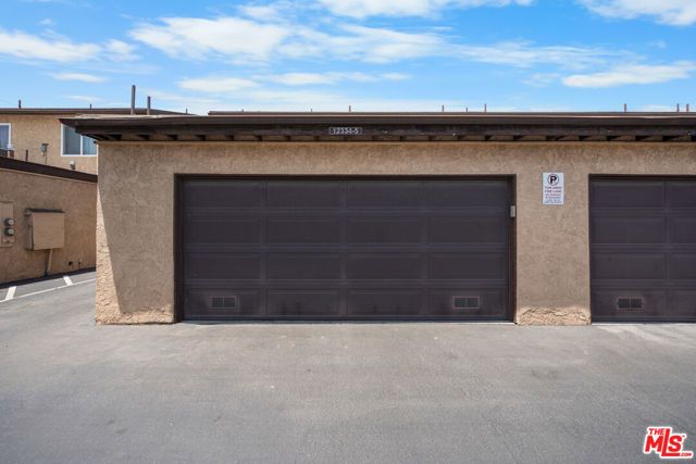 12334 Runnymede Street 5, Los Angeles, CA 91605