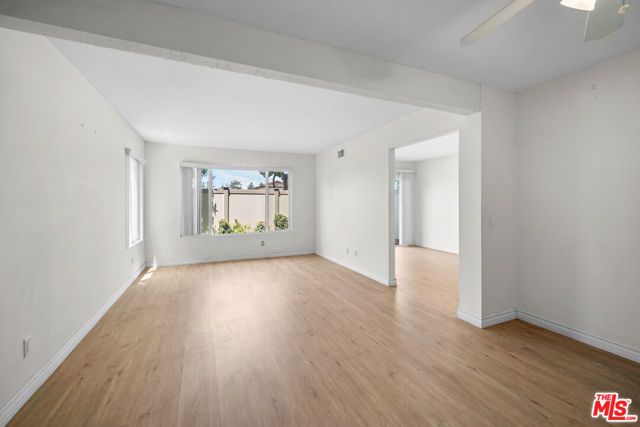12334 Runnymede Street 5, Los Angeles, CA 91605