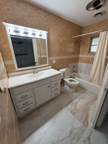 1385 NW 6th Street, Boca Raton, FL 33486