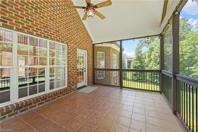 225 Heatherwood Drive, Winston-salem, NC 27107