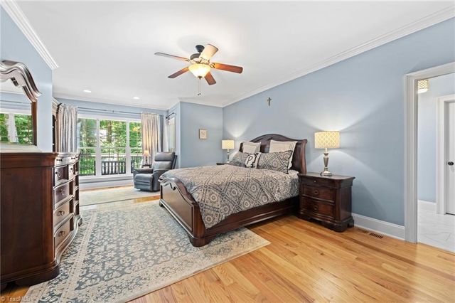 225 Heatherwood Drive, Winston-salem, NC 27107