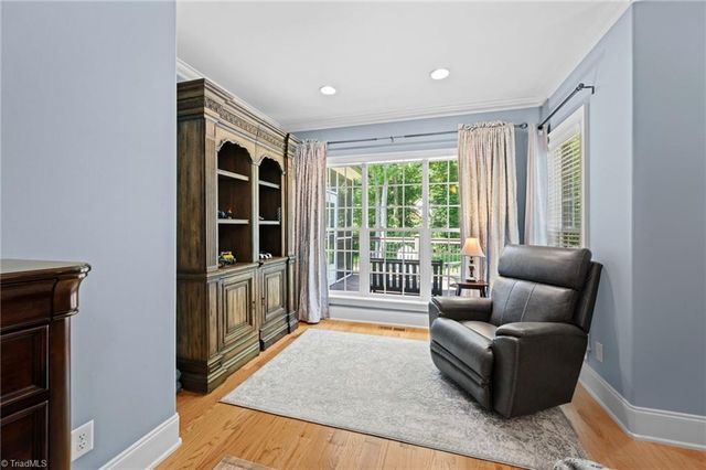 225 Heatherwood Drive, Winston-salem, NC 27107