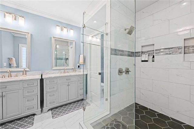225 Heatherwood Drive, Winston-salem, NC 27107