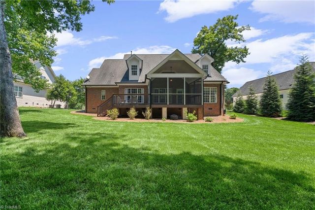 225 Heatherwood Drive, Winston-salem, NC 27107