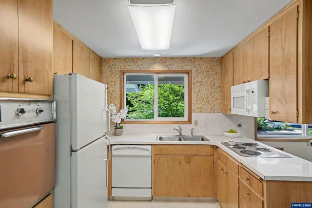 3157 NW Norwood Dr, Corvallis, OR 97330