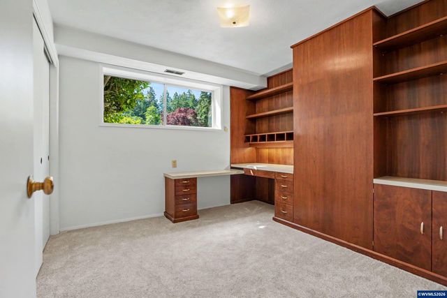 3157 NW Norwood Dr, Corvallis, OR 97330