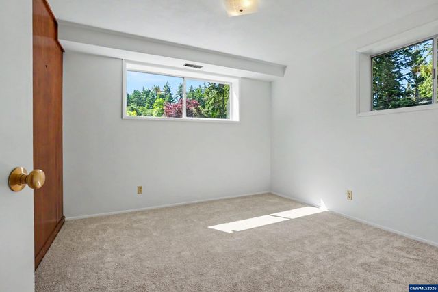 3157 NW Norwood Dr, Corvallis, OR 97330