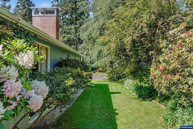 3157 NW Norwood Dr, Corvallis, OR 97330