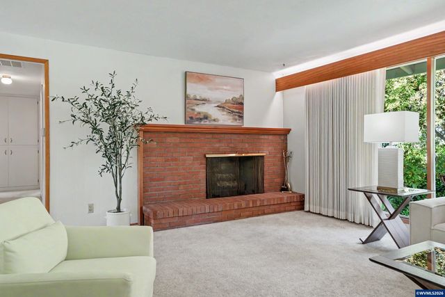 3157 NW Norwood Dr, Corvallis, OR 97330