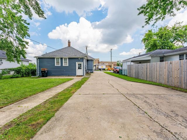 3445 Adams Street, Lansing, IL 60438