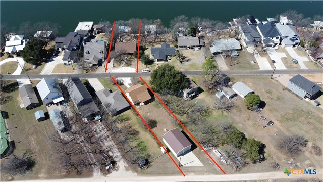 418 County Road 119a, Kingsland, TX 78611
