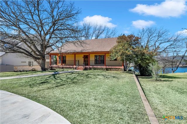418 County Road 119a, Kingsland, TX 78611