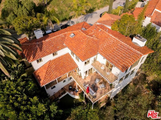 7050 La Presa Drive, Los Angeles, CA 90068