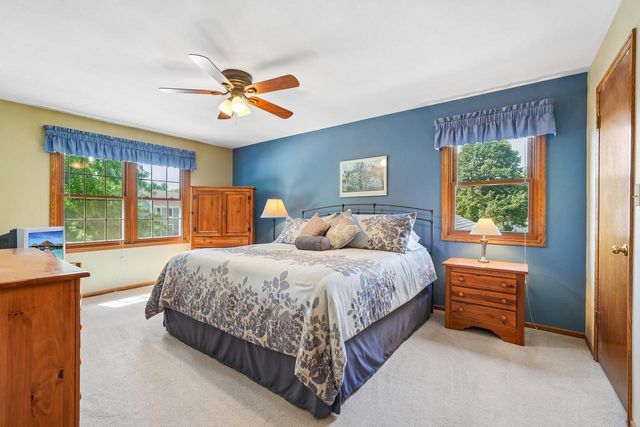 306 W Juniper DRIVE, Grafton, WI 53024