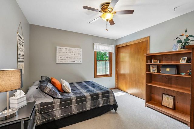 306 W Juniper DRIVE, Grafton, WI 53024