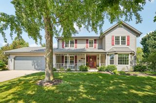 306 W Juniper DRIVE, Grafton, WI 53024