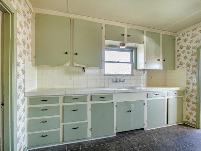 35 Sycamore Street, Watsonville, CA 95076