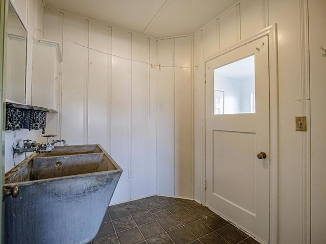 35 Sycamore Street, Watsonville, CA 95076