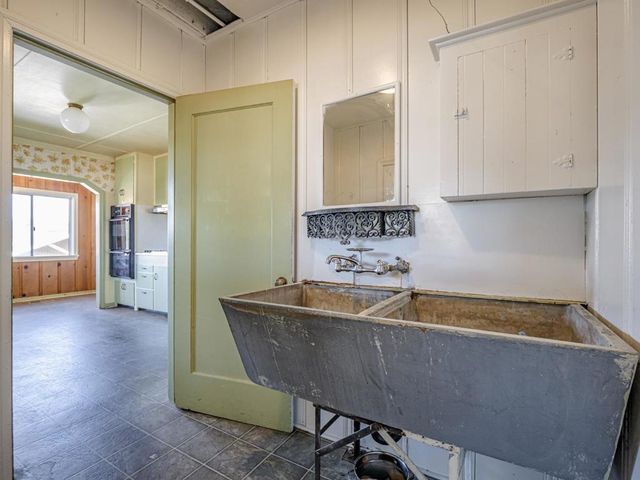 35 Sycamore Street, Watsonville, CA 95076