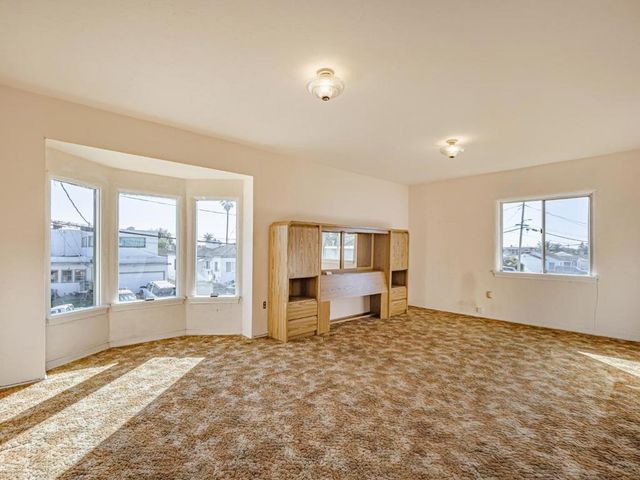 35 Sycamore Street, Watsonville, CA 95076