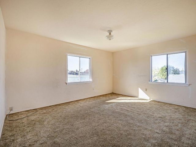 35 Sycamore Street, Watsonville, CA 95076