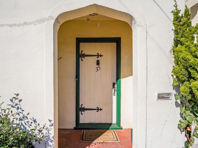 35 Sycamore Street, Watsonville, CA 95076