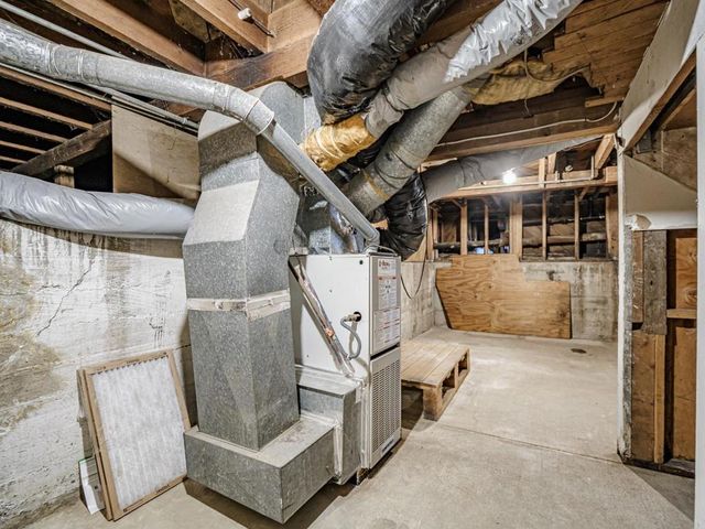 35 Sycamore Street, Watsonville, CA 95076