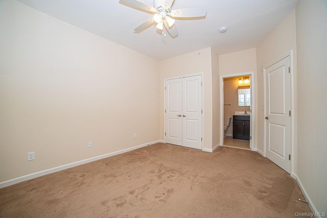 6 Sophia Court, West Babylon, NY 11704