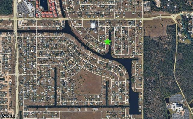 2203 NE 21st PL, Cape Coral, FL 33909