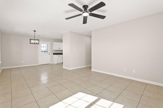 3003 Florida Street, Dickinson, TX 77539