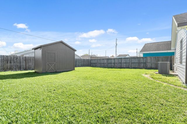 3003 Florida Street, Dickinson, TX 77539