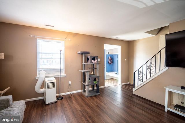 7 NAYLOR CT, Quakertown, PA 18951