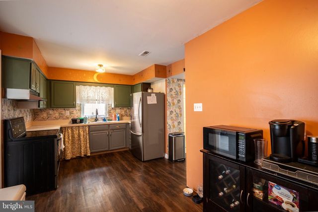 7 NAYLOR CT, Quakertown, PA 18951
