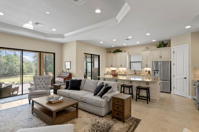 8717 SORANO VILLA DRIVE, Tampa, FL 33647