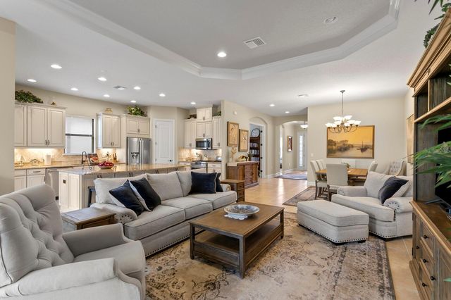 8717 SORANO VILLA DRIVE, Tampa, FL 33647