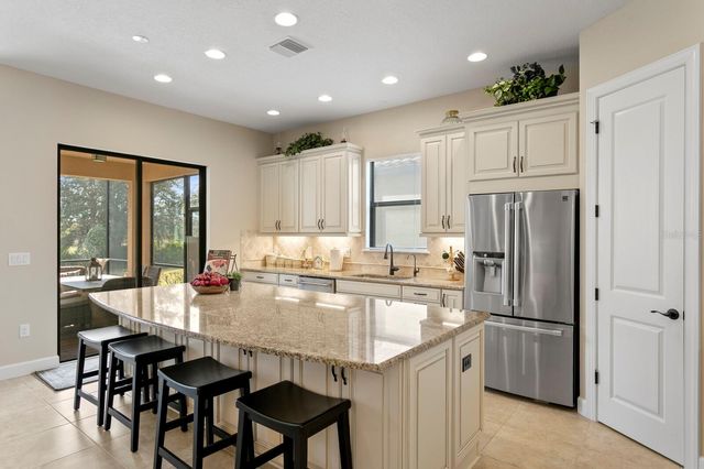 8717 SORANO VILLA DRIVE, Tampa, FL 33647