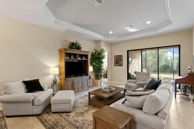 8717 SORANO VILLA DRIVE, Tampa, FL 33647