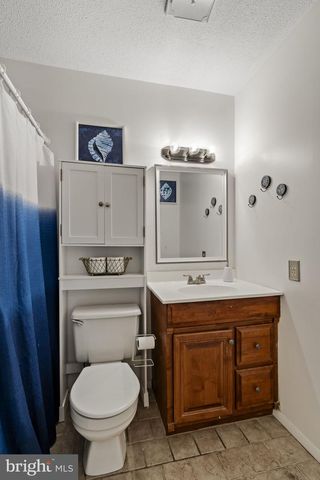3 DUTTON CT, York, PA 17402