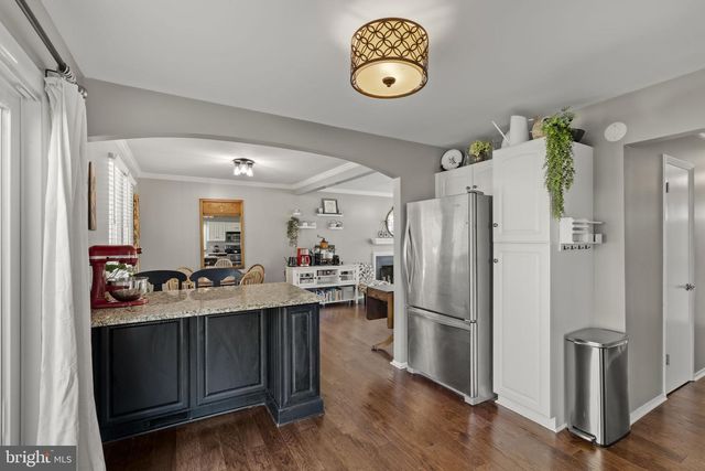 3 DUTTON CT, York, PA 17402