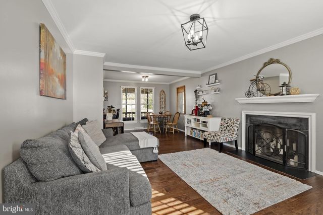3 DUTTON CT, York, PA 17402