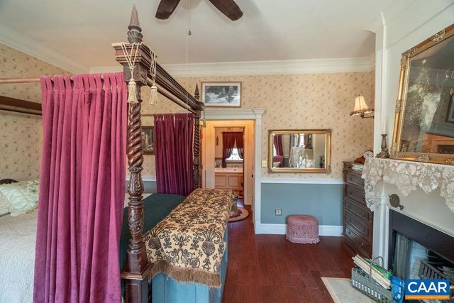 2004 SEVEN MEADOWS LN, Appomattox, VA 24522