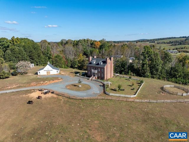 2004 SEVEN MEADOWS LN, Appomattox, VA 24522