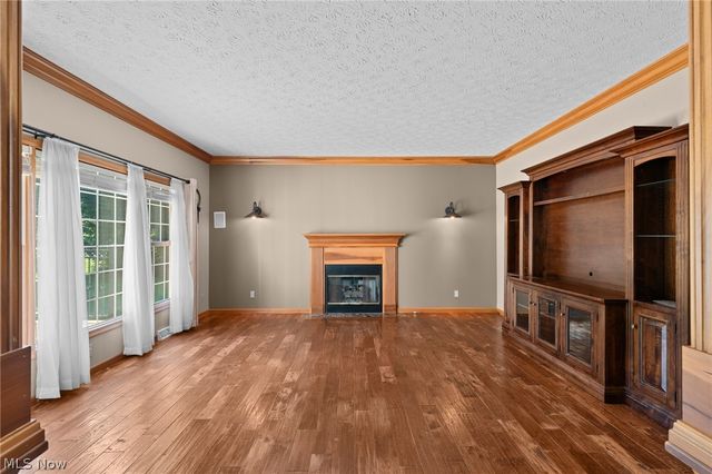 1413 Ashford Glen Lane, Sagamore Hills, OH 44067