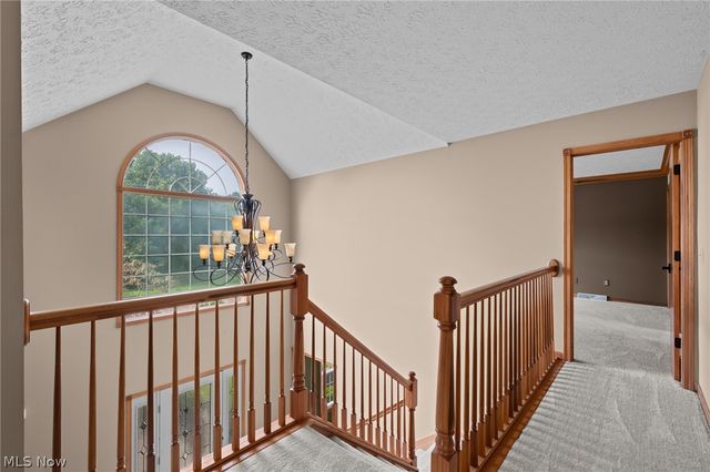 1413 Ashford Glen Lane, Sagamore Hills, OH 44067