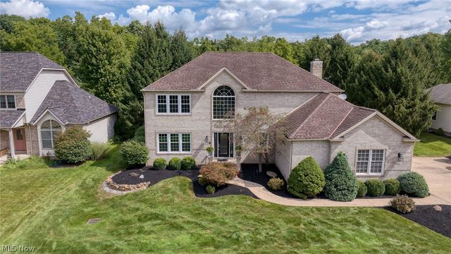 1413 Ashford Glen Lane, Sagamore Hills, OH 44067