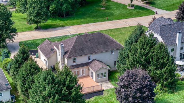 1413 Ashford Glen Lane, Sagamore Hills, OH 44067