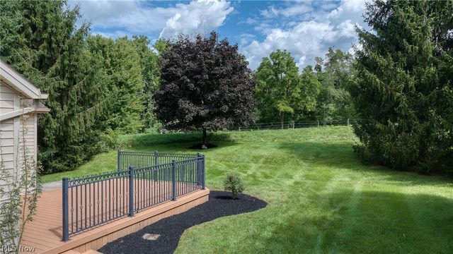 1413 Ashford Glen Lane, Sagamore Hills, OH 44067