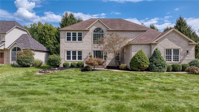 1413 Ashford Glen Lane, Sagamore Hills, OH 44067